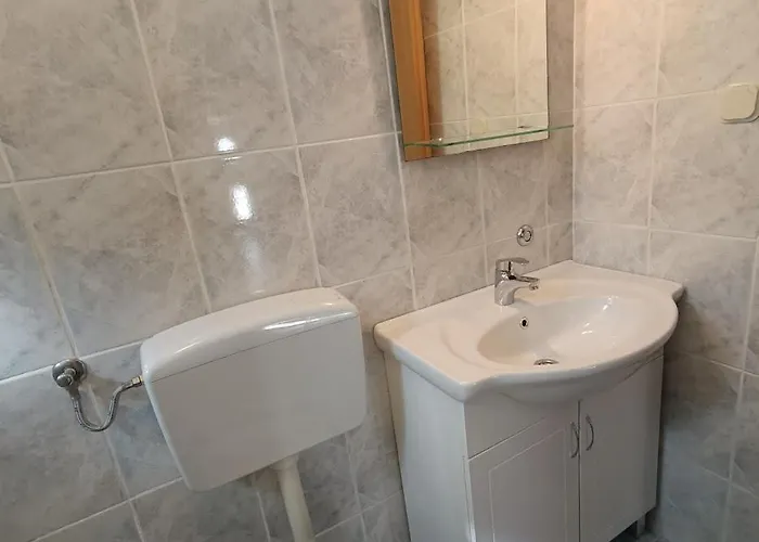 Cuk Apartman *